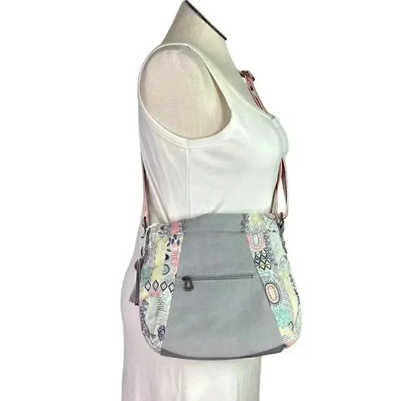 Sakroots Artist Circle Llama Foldover Crossbody Bag Gray Multi 106495 NEW - Picture 7 of 12